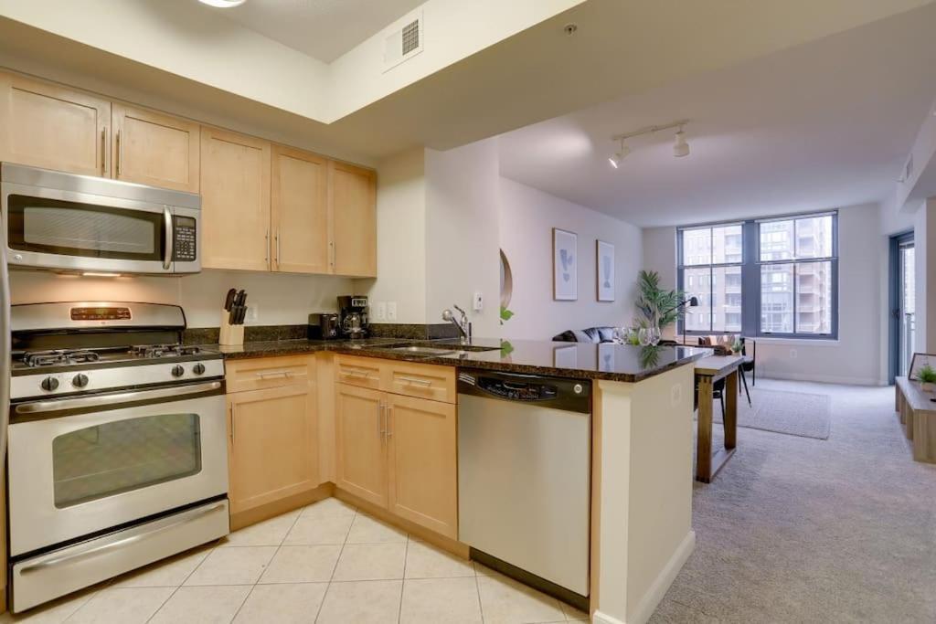 Condo With Gym And Pool In Pentagon City 8Min To Dca 알링턴 외부 사진